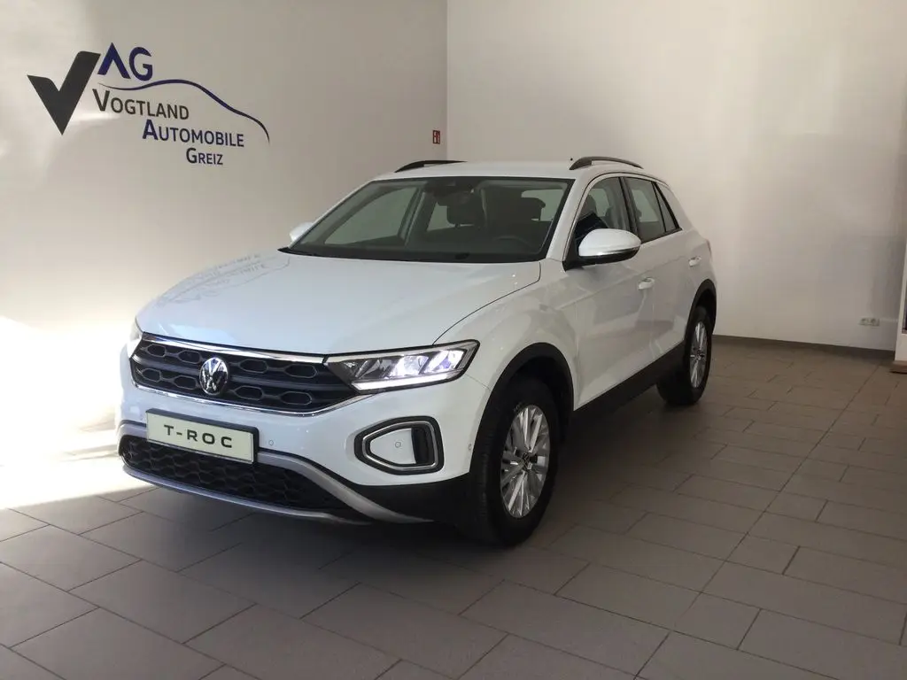 Photo 1 : Volkswagen T-roc 2022 Petrol