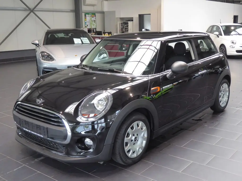 Photo 1 : Mini One 2019 Petrol