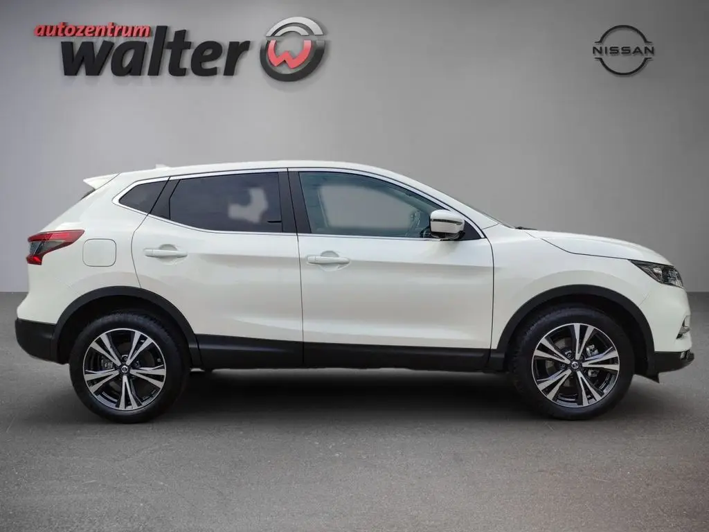 Photo 1 : Nissan Qashqai 2019 Petrol