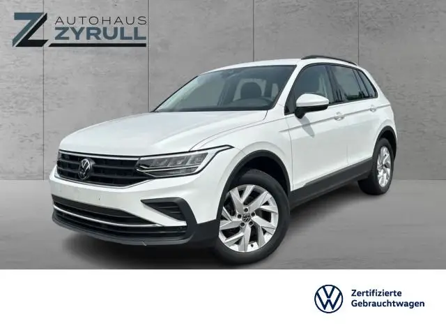 Photo 1 : Volkswagen Tiguan 2023 Essence