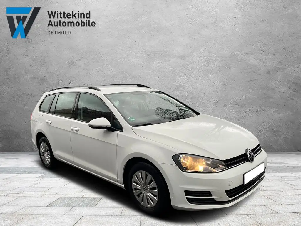 Photo 1 : Volkswagen Golf 2016 Petrol