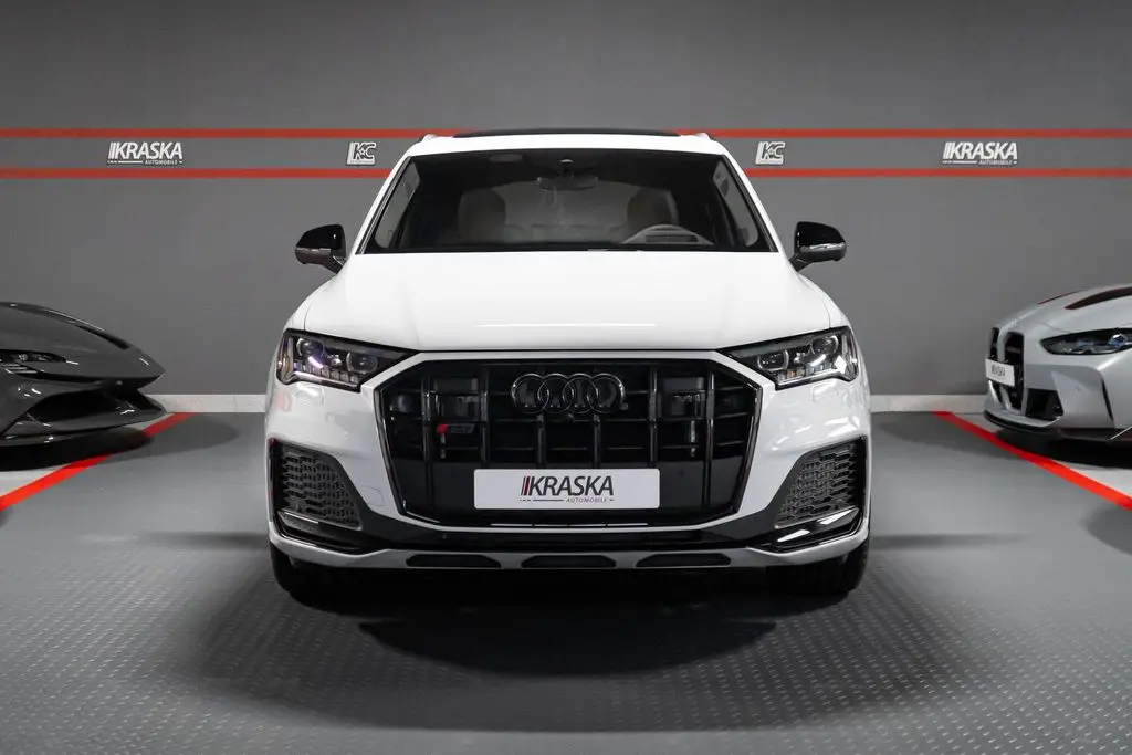 Photo 1 : Audi Sq7 2023 Essence