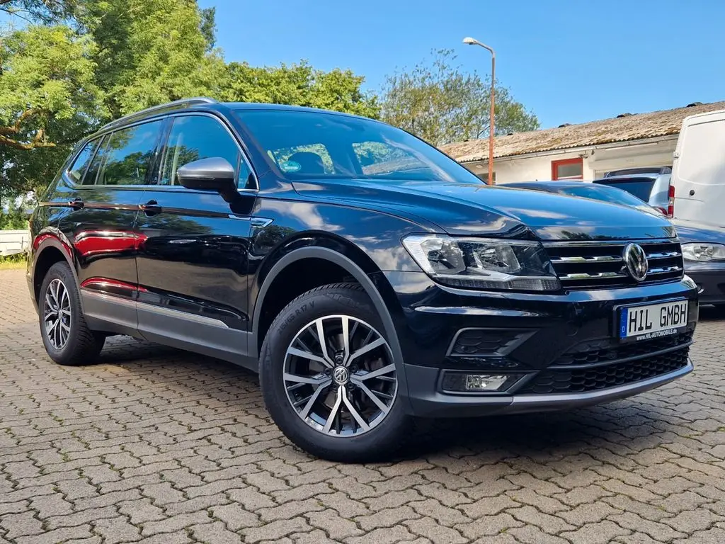 Photo 1 : Volkswagen Tiguan 2021 Essence