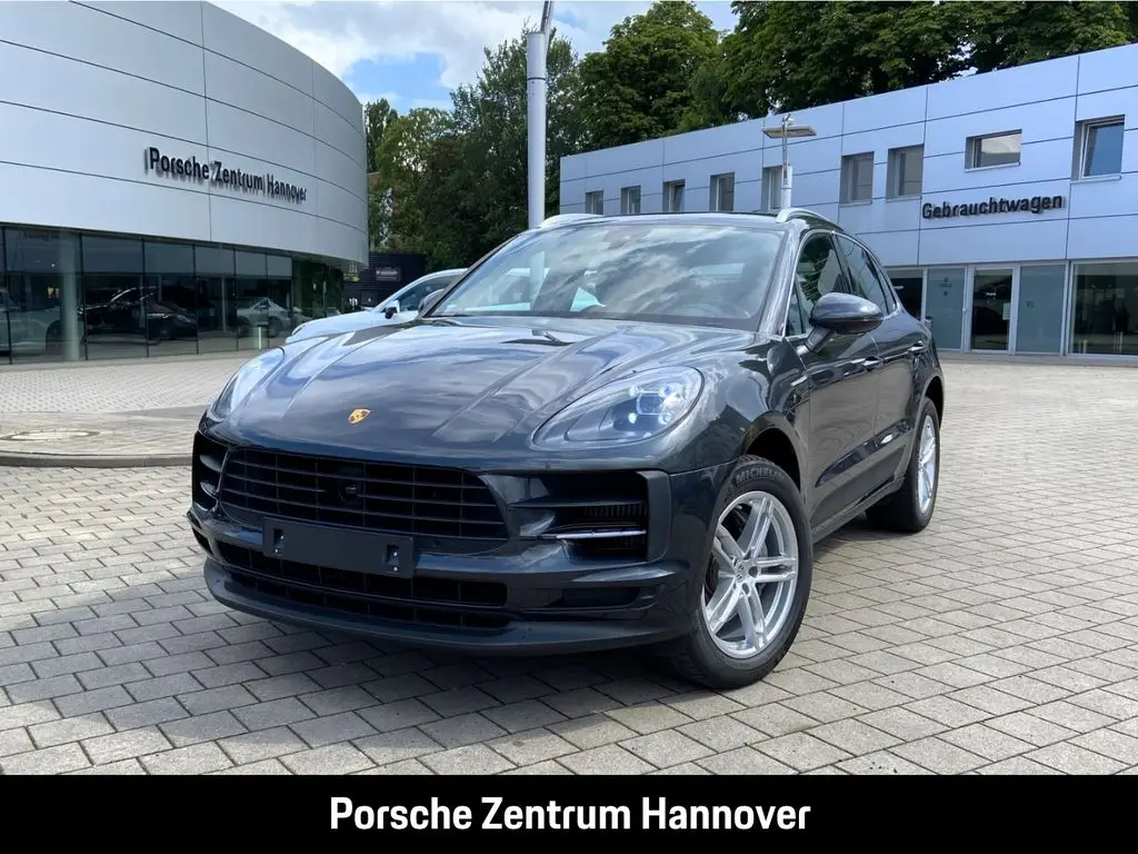 Photo 1 : Porsche Macan 2021 Essence