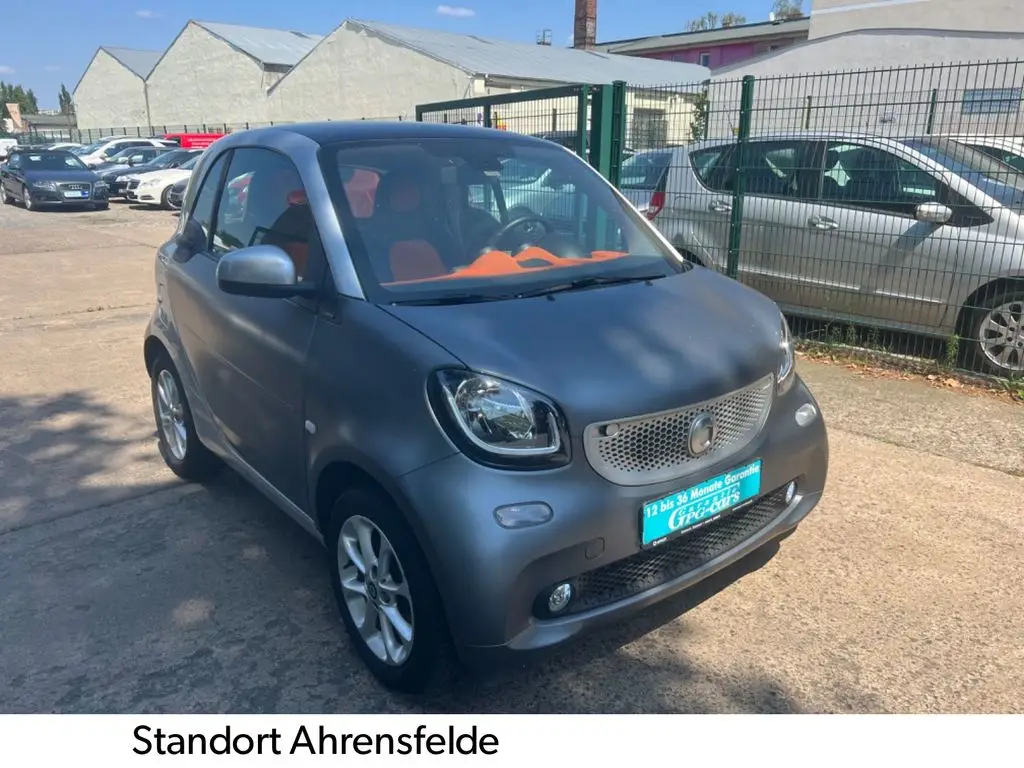 Photo 1 : Smart Fortwo 2016 Petrol