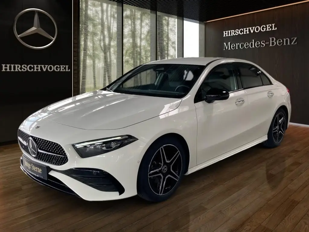 Photo 1 : Mercedes-benz Classe A 2023 Petrol