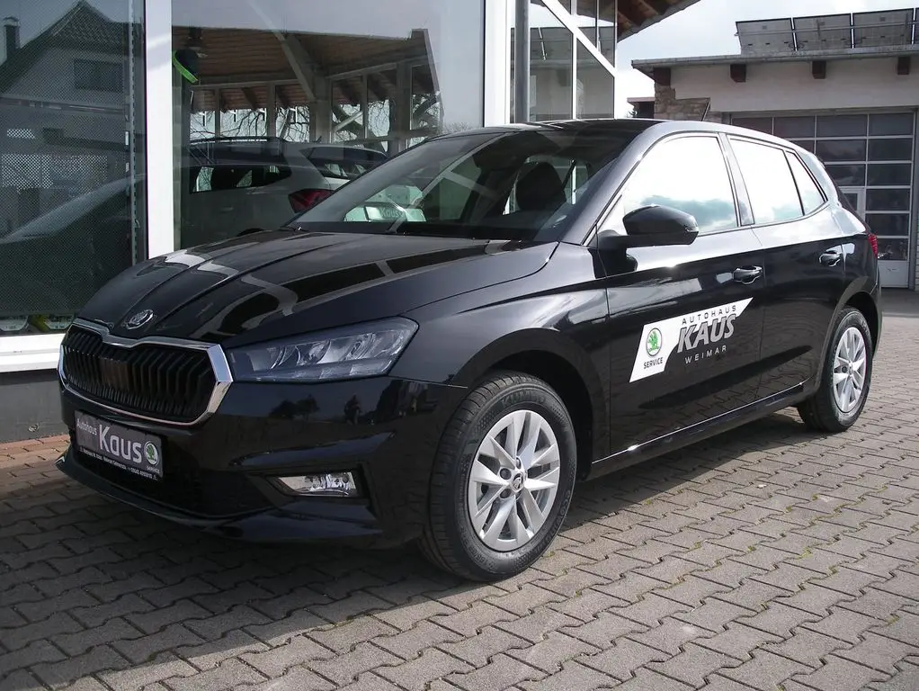 Photo 1 : Skoda Fabia 2024 Petrol