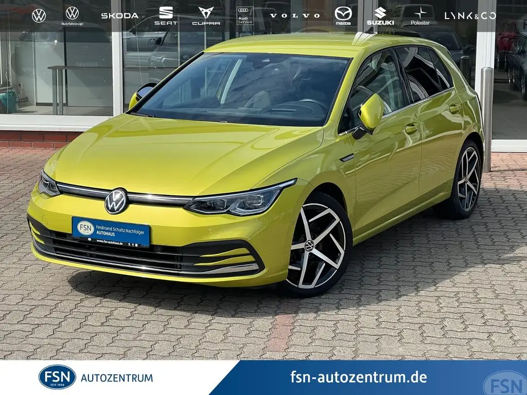 Photo 1 : Volkswagen Golf 2020 Petrol