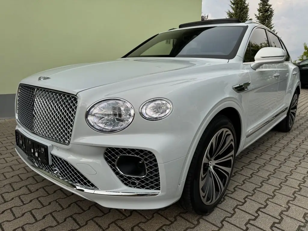 Photo 1 : Bentley Bentayga 2023 Petrol