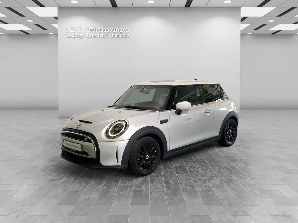 Photo 1 : Mini Cooper 2021 Non renseigné