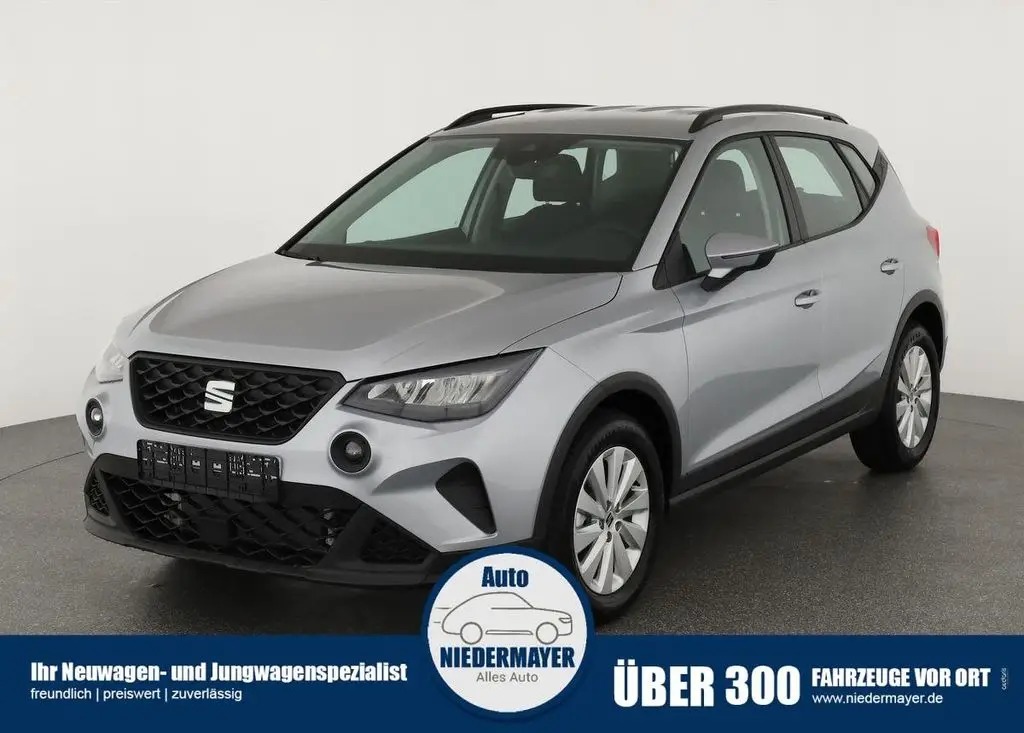 Photo 1 : Seat Arona 2024 Essence