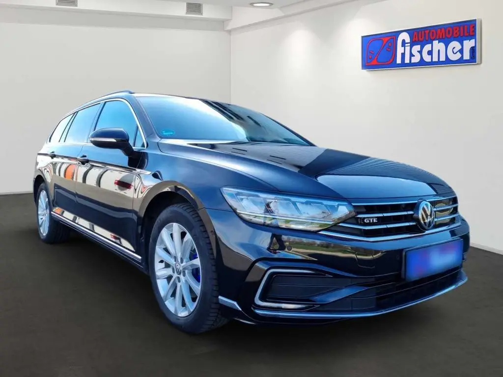 Photo 1 : Volkswagen Passat 2020 Essence