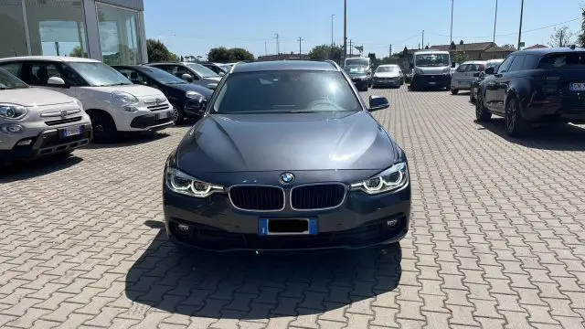 Photo 1 : Bmw Serie 3 2019 Diesel