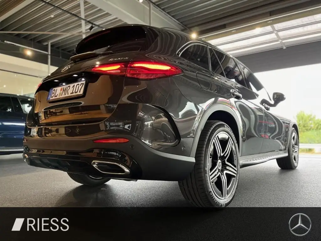 Photo 1 : Mercedes-benz Classe Glc 2024 Petrol