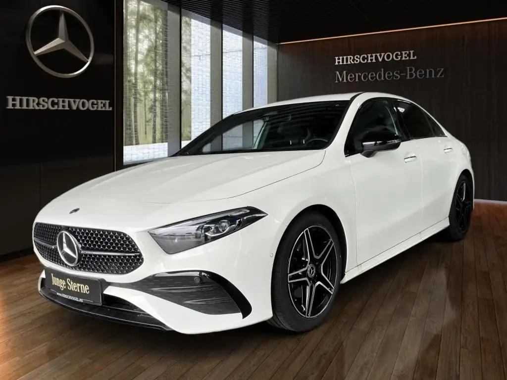 Photo 1 : Mercedes-benz Classe A 2023 Essence