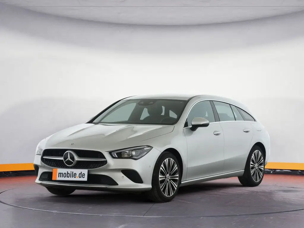 Photo 1 : Mercedes-benz Classe Cla 2022 Essence