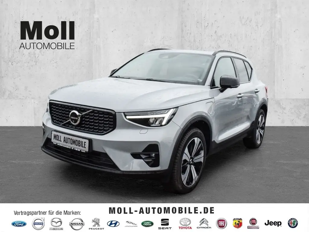 Photo 1 : Volvo Xc40 2023 Hybrid