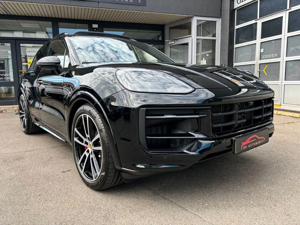 Photo 1 : Porsche Cayenne 2024 Petrol