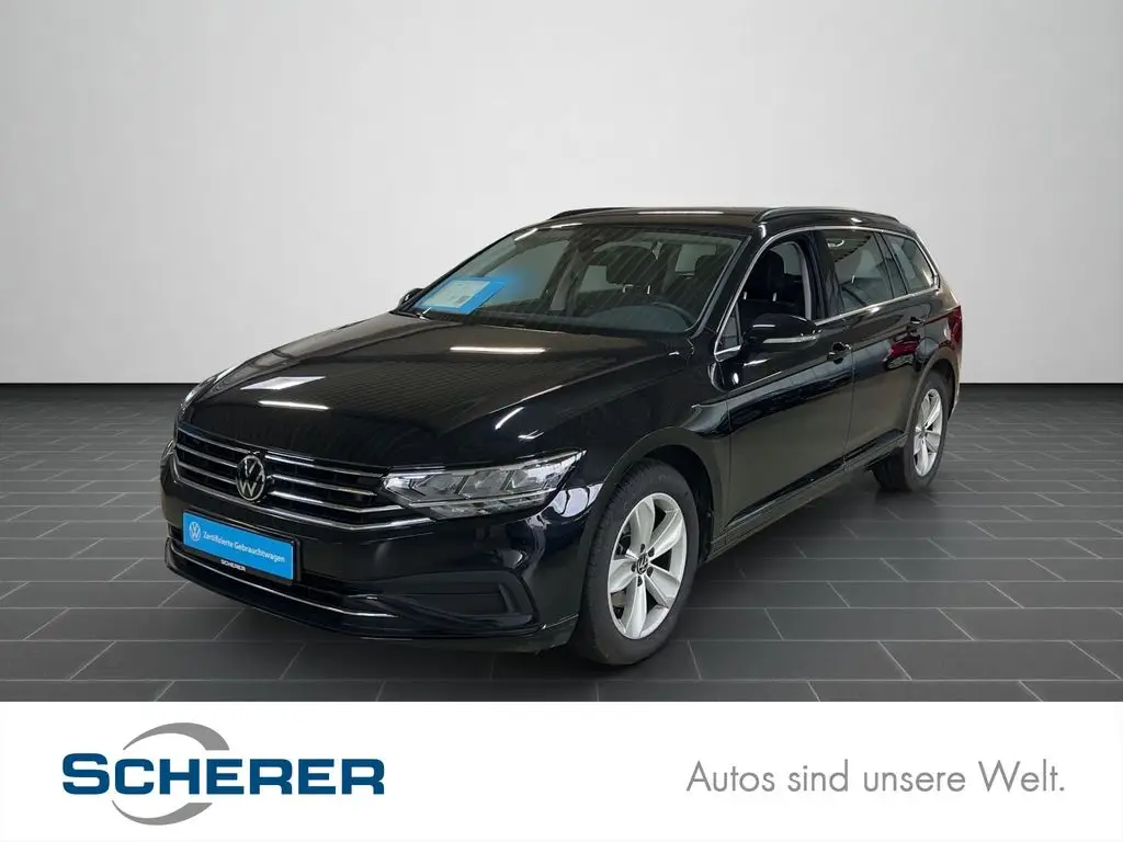 Photo 1 : Volkswagen Passat 2023 Essence