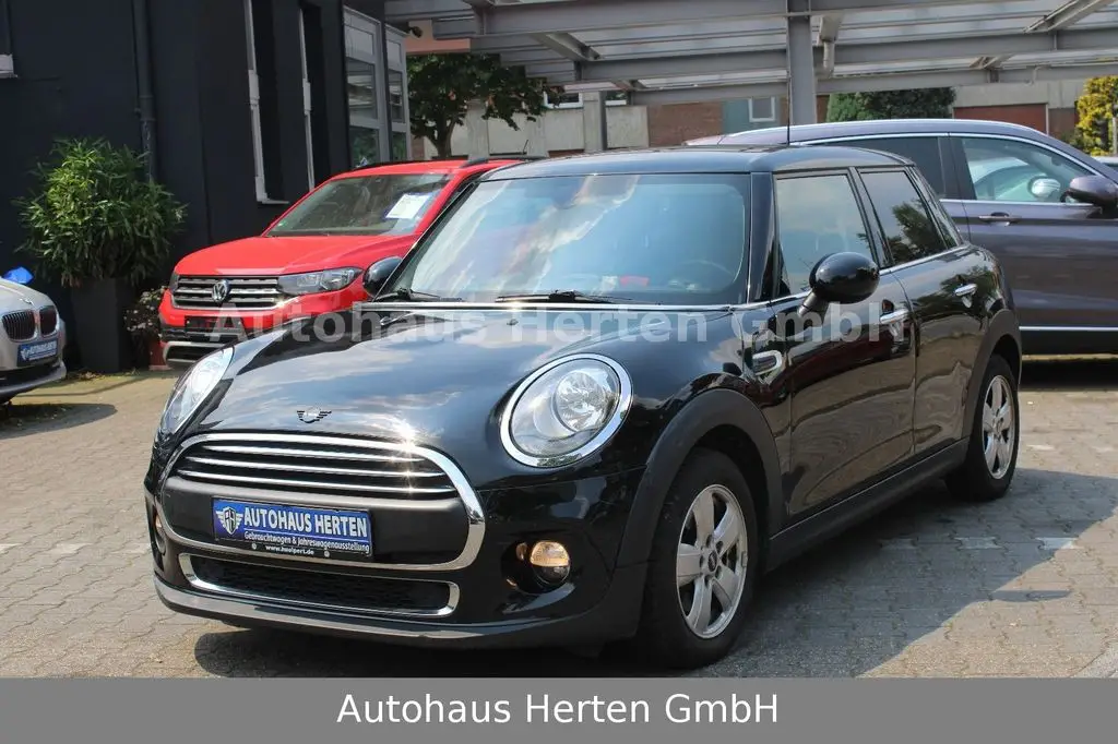 Photo 1 : Mini One 2015 Diesel