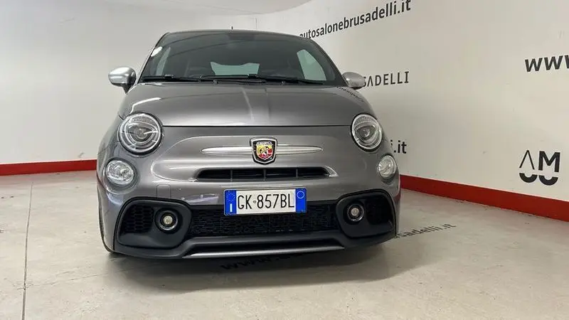 Photo 1 : Abarth 595 2022 Petrol