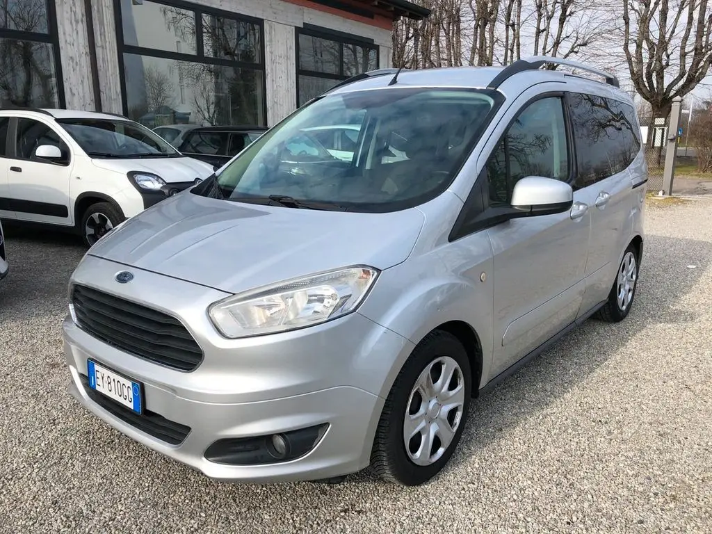 Photo 1 : Ford Tourneo 2015 Diesel