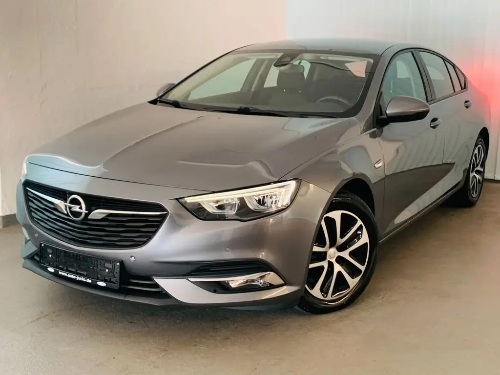 Photo 1 : Opel Insignia 2019 Diesel