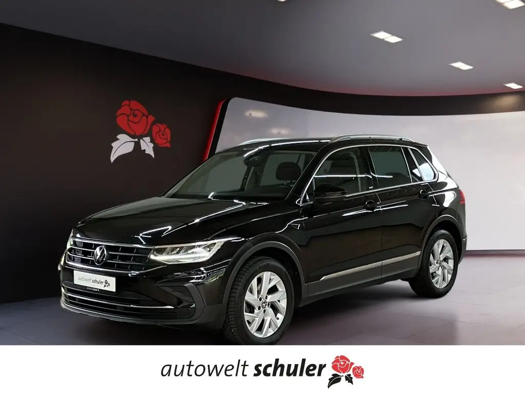 Photo 1 : Volkswagen Tiguan 2023 Essence