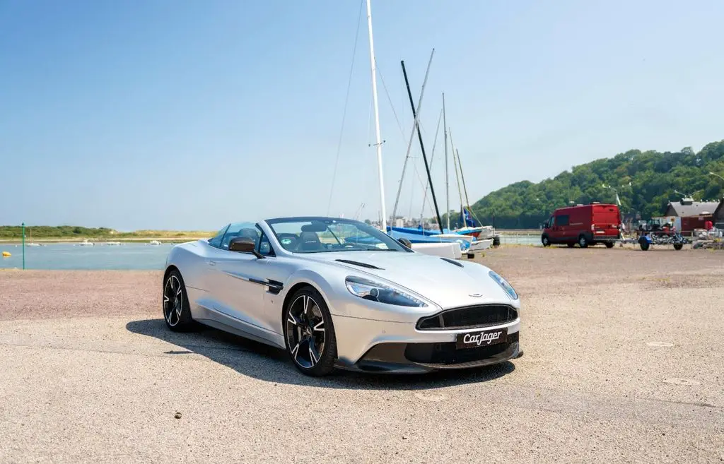 Photo 1 : Aston Martin Vanquish 2018 Petrol