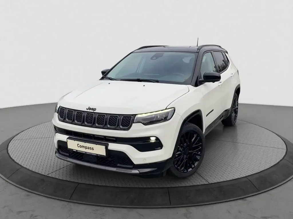 Photo 1 : Jeep Compass 2023 Petrol