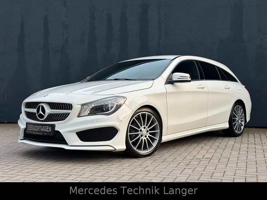 Photo 1 : Mercedes-benz Classe Cla 2015 Petrol