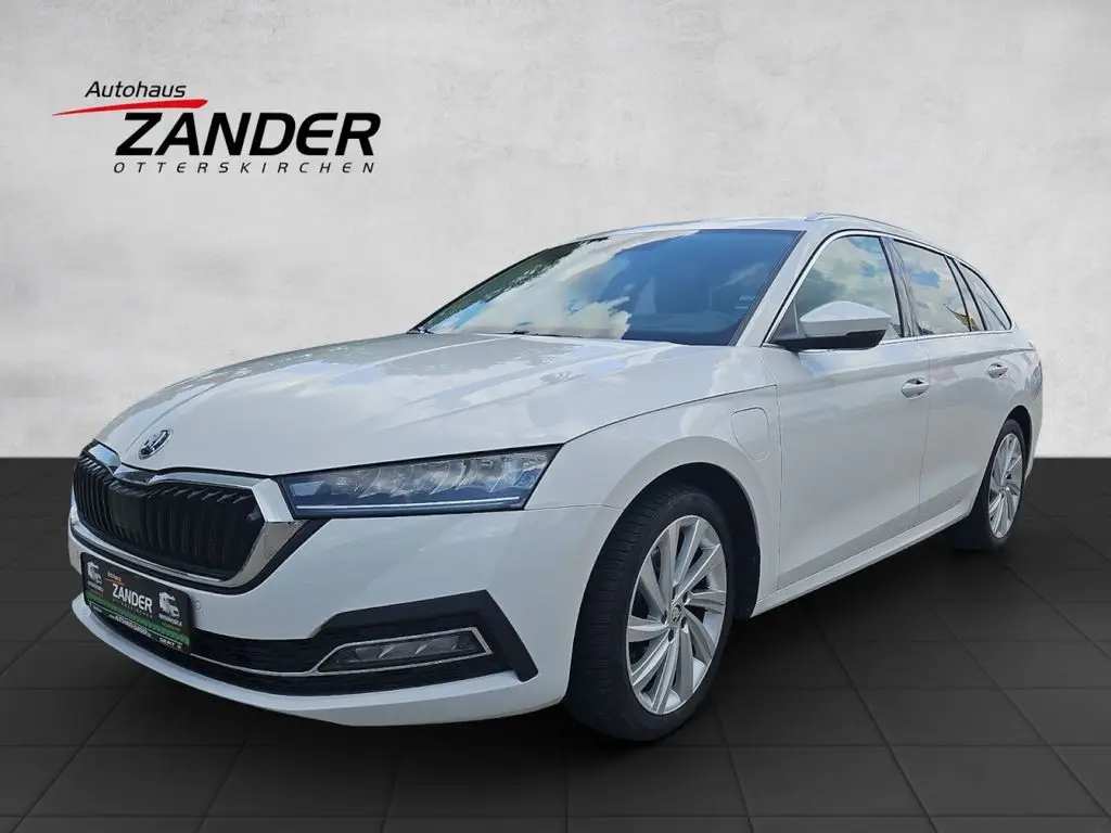 Photo 1 : Skoda Octavia 2021 Hybrid