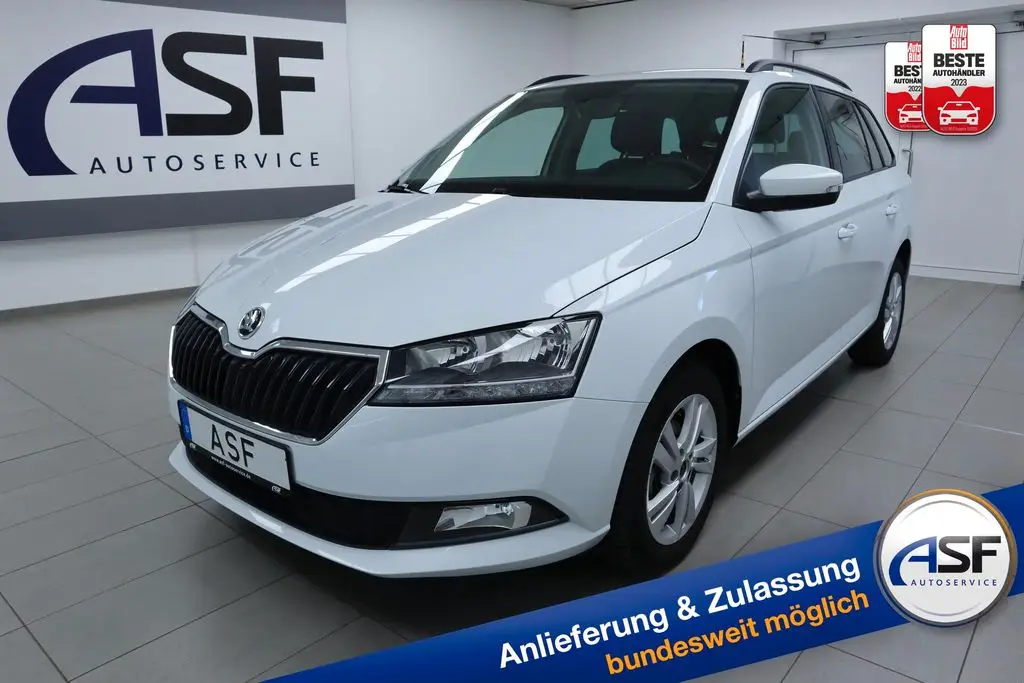 Photo 1 : Skoda Fabia 2022 Petrol