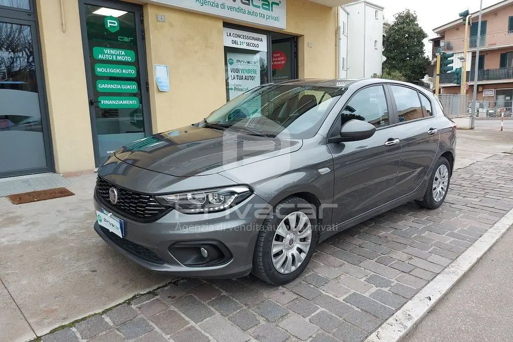 Photo 1 : Fiat Tipo 2019 Essence