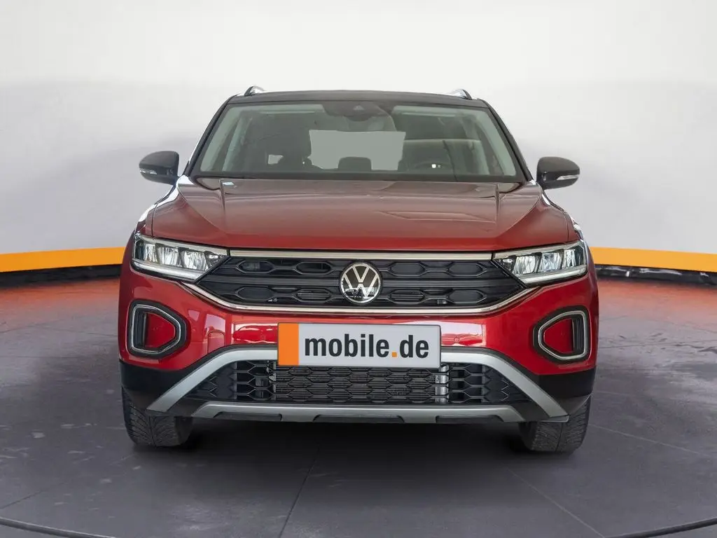 Photo 1 : Volkswagen T-roc 2023 Petrol