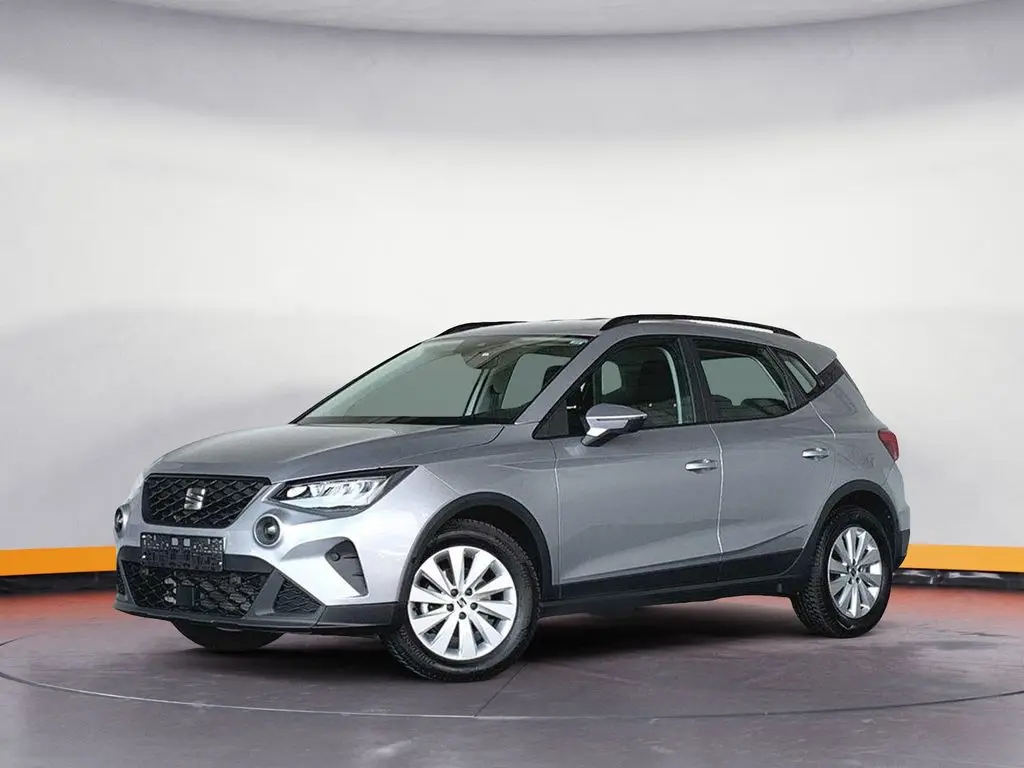 Photo 1 : Seat Arona 2023 Petrol