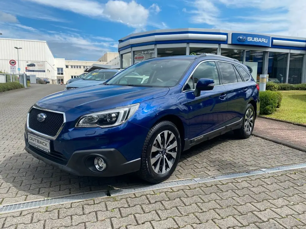 Photo 1 : Subaru Outback 2017 Petrol