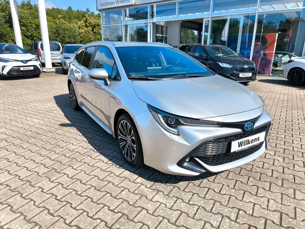 Photo 1 : Toyota Corolla 2019 Hybride