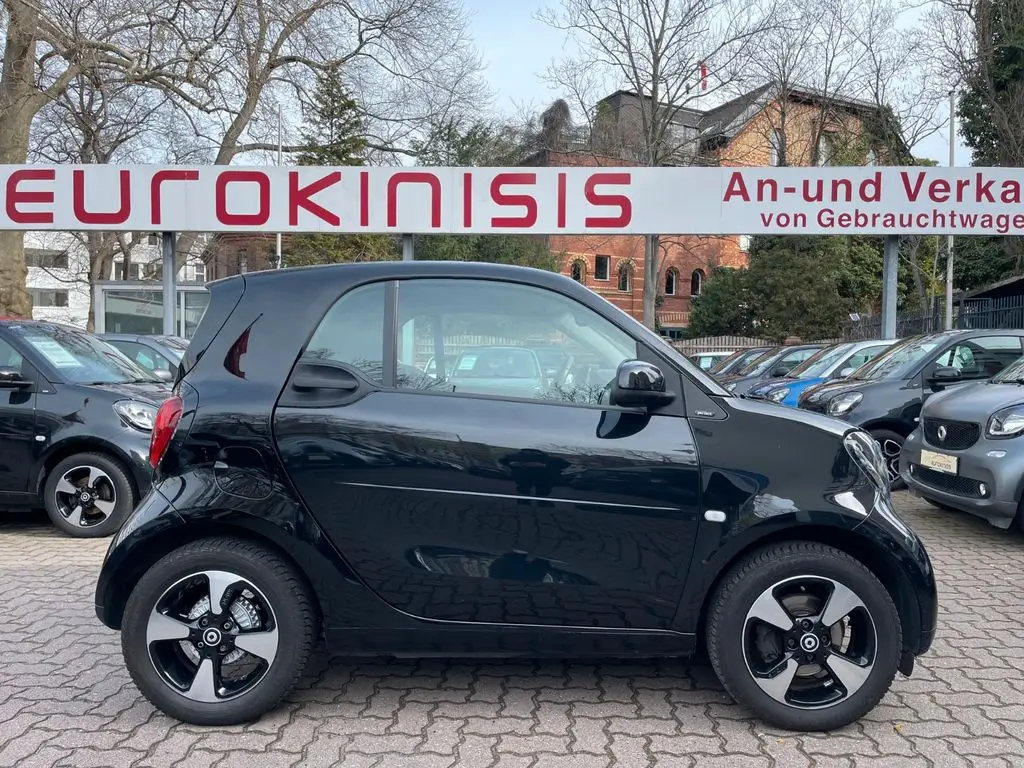 Photo 1 : Smart Fortwo 2019 Petrol