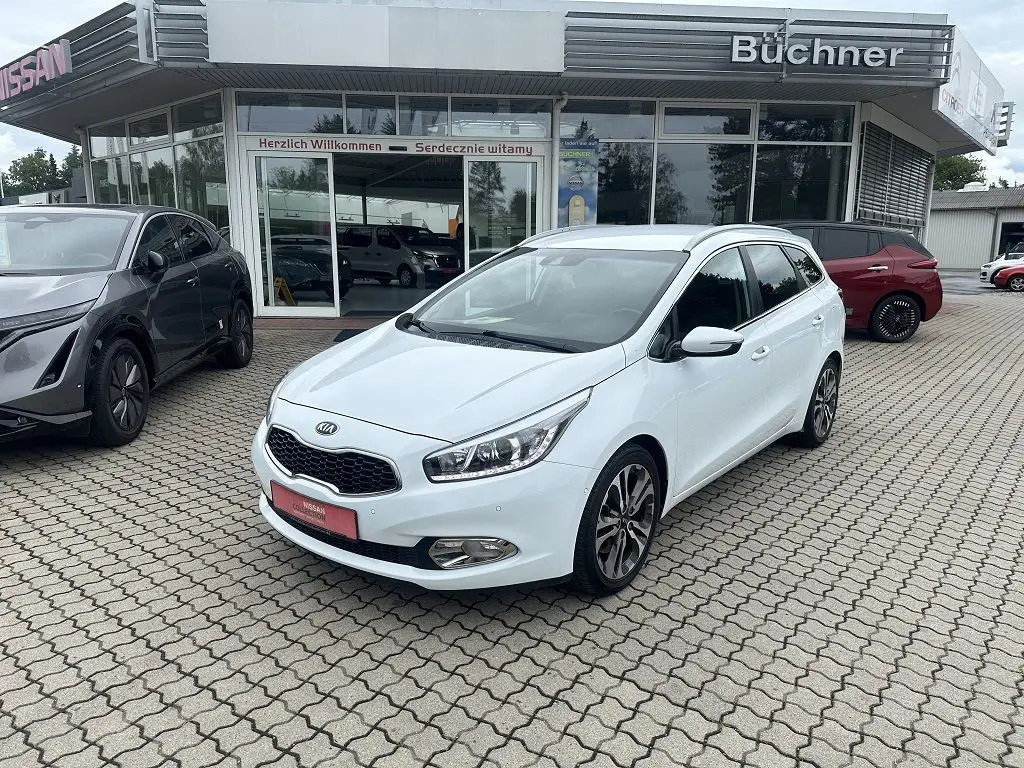 Photo 1 : Kia Ceed 2015 Petrol