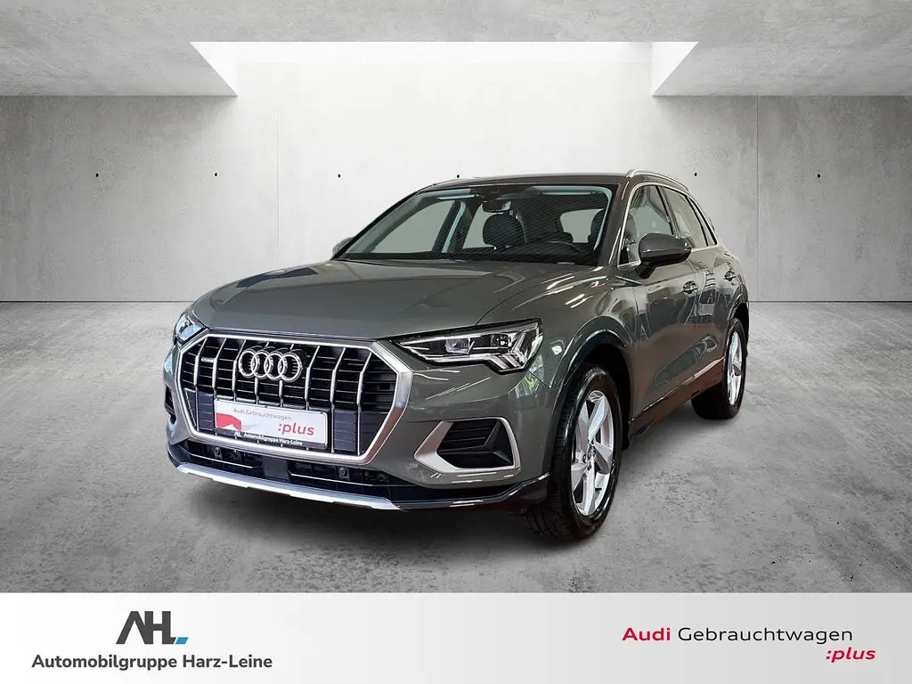 Photo 1 : Audi Q3 2019 Petrol