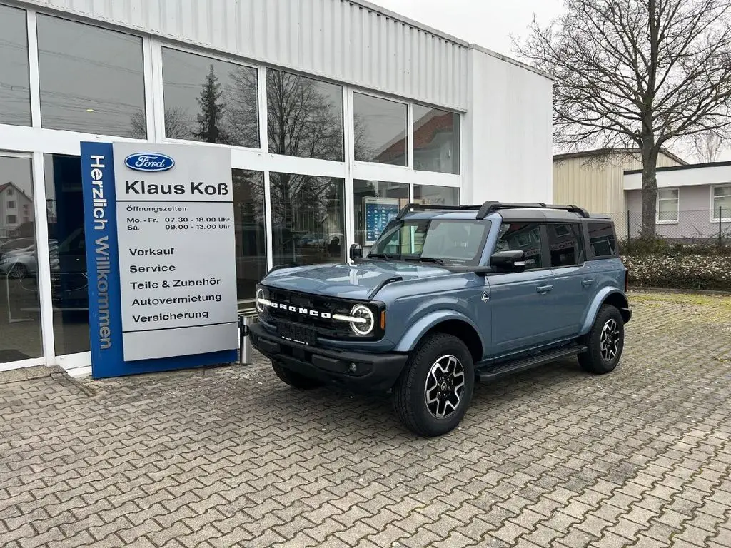 Photo 1 : Ford Bronco 2023 Petrol