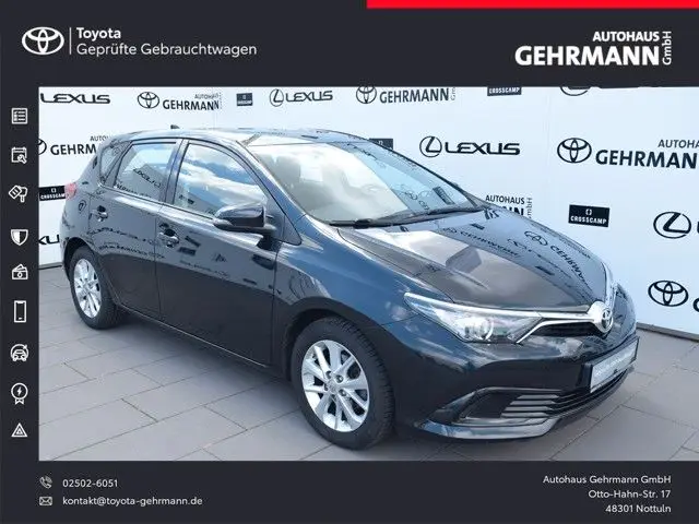 Photo 1 : Toyota Auris 2016 Essence