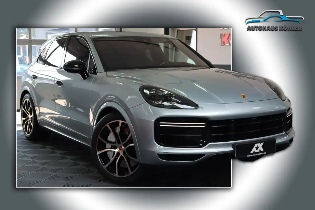 Photo 1 : Porsche Cayenne 2020 Petrol