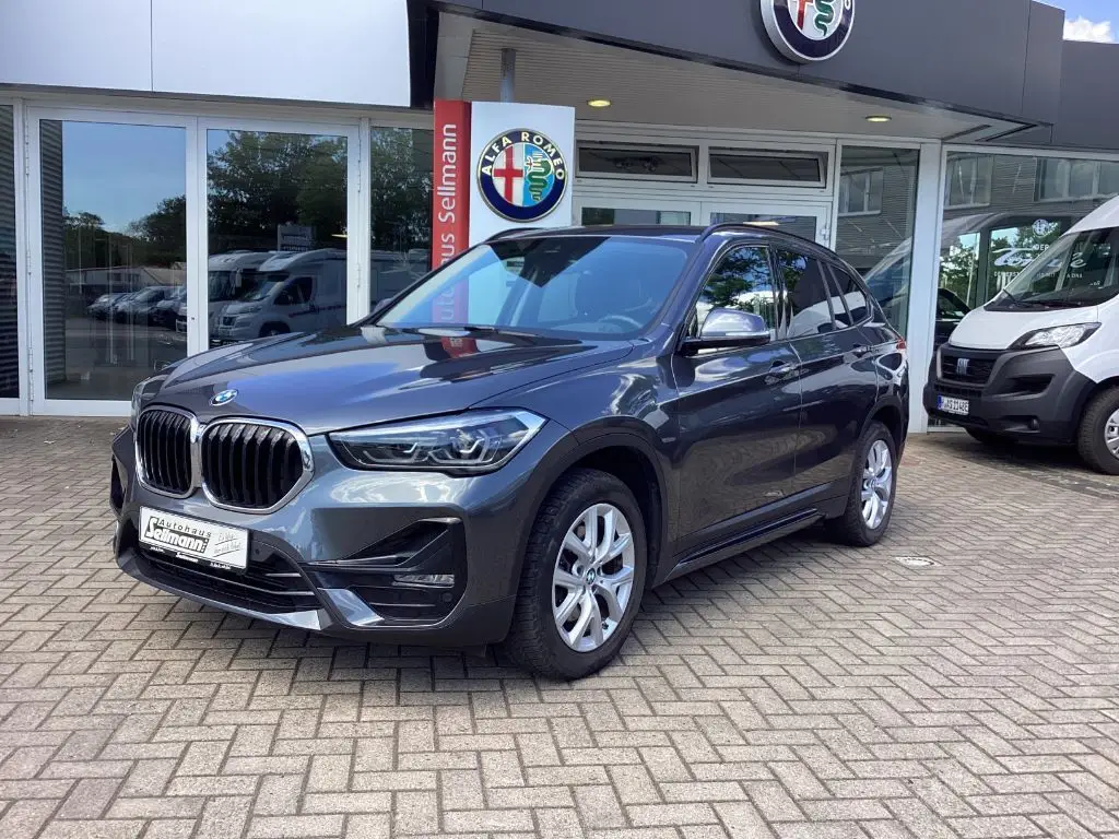 Photo 1 : Bmw X1 2021 Petrol