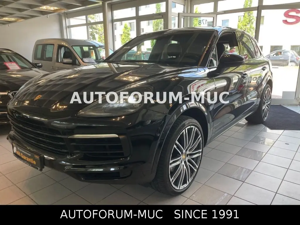 Photo 1 : Porsche Cayenne 2019 Petrol