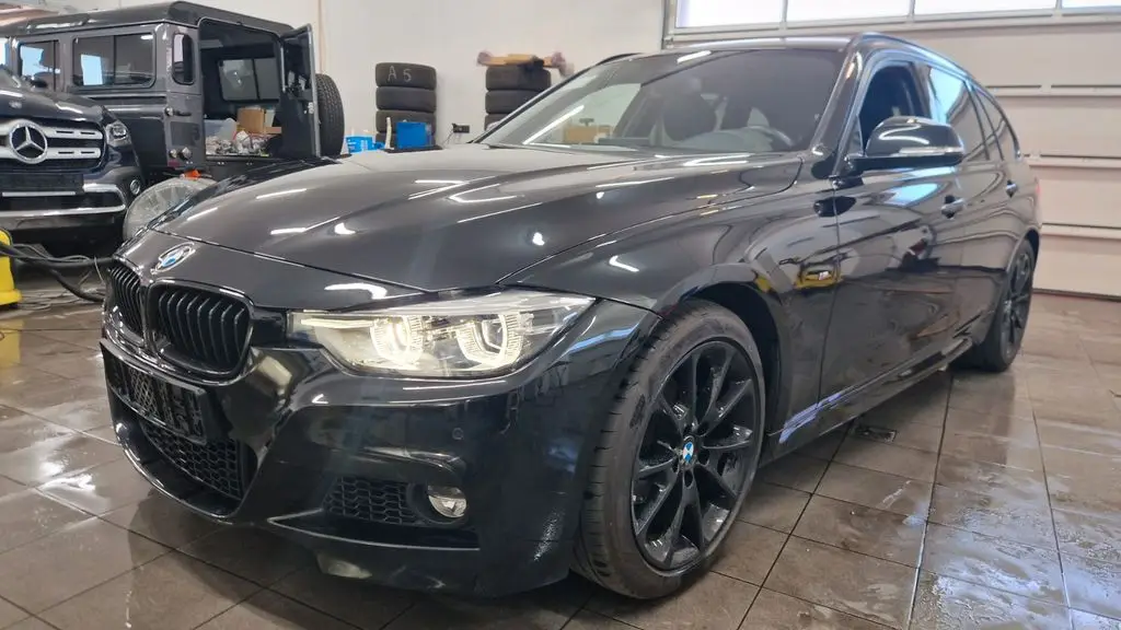 Photo 1 : Bmw Serie 3 2019 Essence