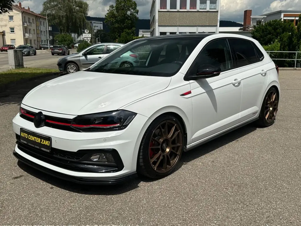 Photo 1 : Volkswagen Polo 2019 Petrol