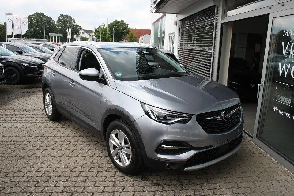 Photo 1 : Opel Grandland 2020 Essence