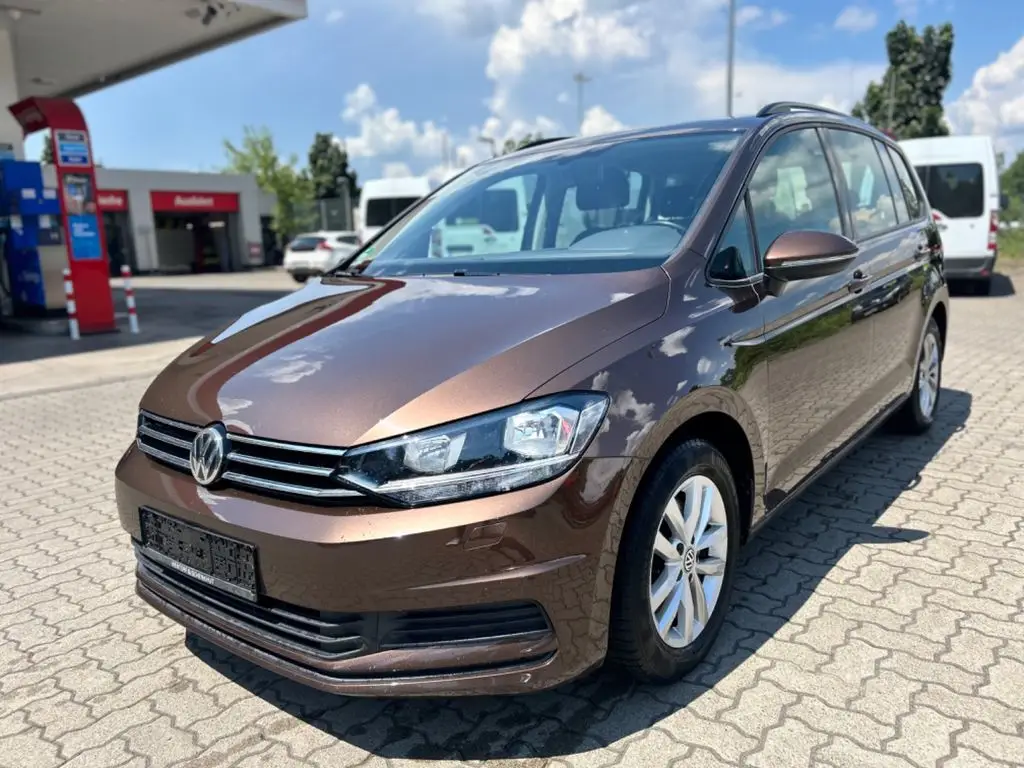 Photo 1 : Volkswagen Touran 2017 Essence